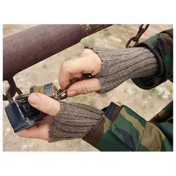 브라운 리브 암커버