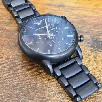 [ ARMANI ] 블랙 크로노그래프 손목시계 [ 하자 있음 ]