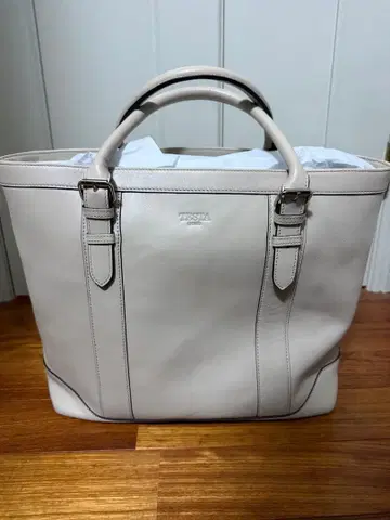 TOSCA 아이보리 가죽 토트백