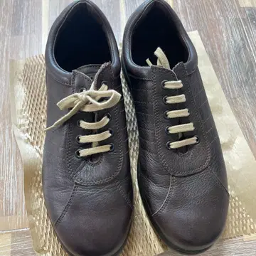 CAMPER 브라운 가죽 스니커즈 27cm