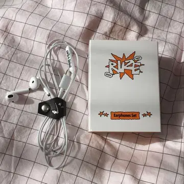 RIIZE 이어폰 2주년 MD 트레이딩 카드 없음