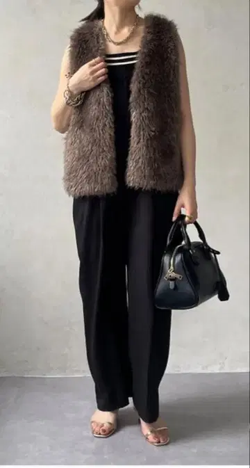 DouDou 페이크 캐시미어 퍼 베스트