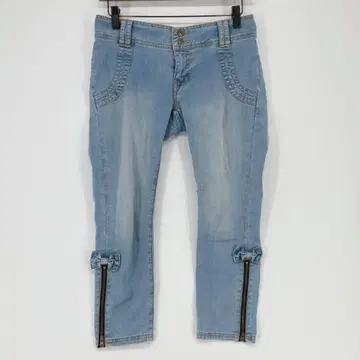 Abahouse Devinette 라이트 블루 크롭 데님 팬츠