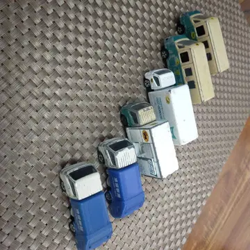 토미카 일하는 자동차 미니카 택배(야마토운수) 쓰레기 수거차 크로네코