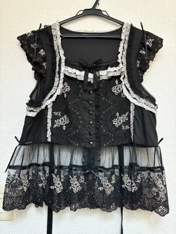 핑크하우스 블랙 조세핀 44,000엔 로코코 레이스 베스트 새상품급