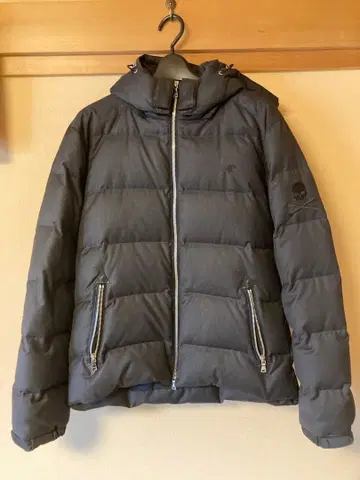 LOVELESS 러브리스 다운 자켓