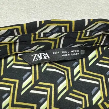 ZARA 긴팔 셔츠 지그재그 기하학 패턴