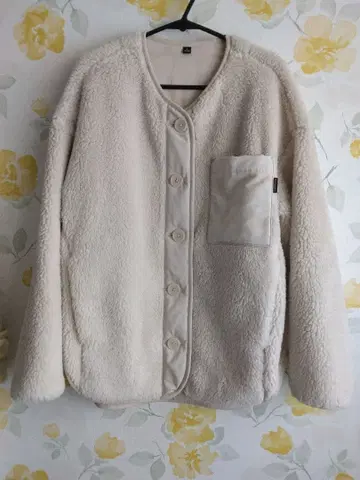 유니클로 marimekko 플리스 가디건 크림