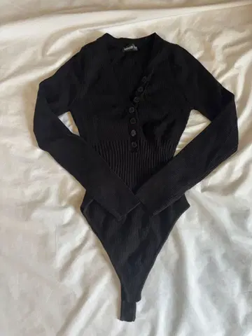 리브 니트 바디수트 블랙