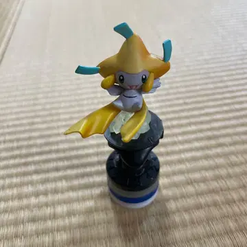 포켓몬 배틀 피규어 지라치