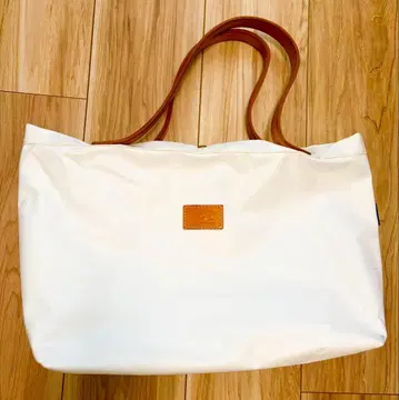 [ TESHIGOTO ] 화이트 백