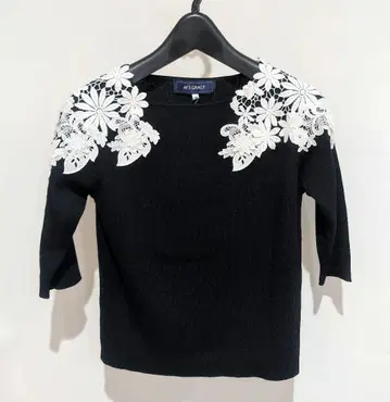 M'S GRACY 엠즈 그레이시 플라워 레이스 포함 반팔 니트