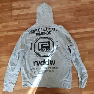 리버설 후드티 규슈 한정판