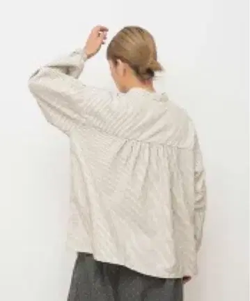 SUN VALLEY 옥스 스트라이프 2WAY 블라우스