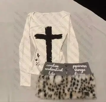 상의 십자가 긴팔 한국