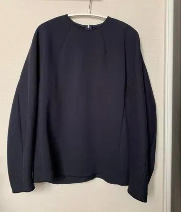 [ Ballsey ] 라운드넥 풀오버 TOMORROWLAND