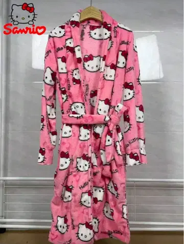 무료배송 헬로키티 엄청 귀여운 목욕 가운 XL