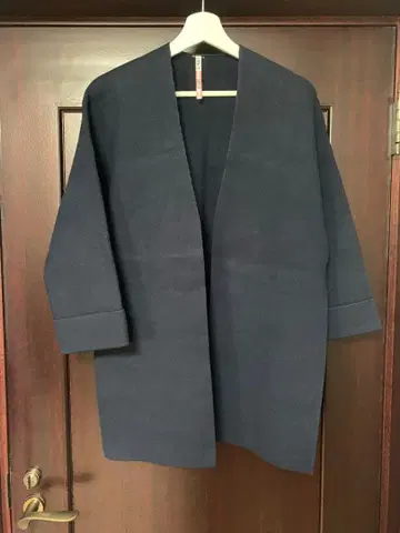 Mila Owen 두꺼운 원단 가디건 네이비