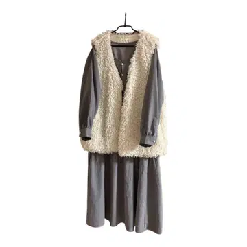 티어드 원피스 푸들 베스트