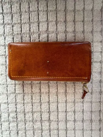 브라운 가죽 장지갑