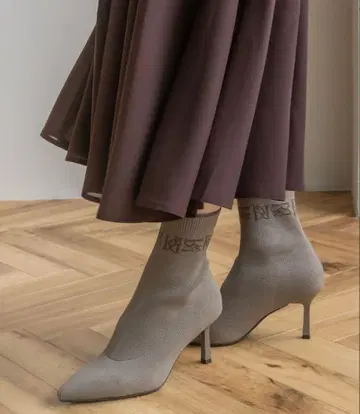 [ 새상품급 ] RANDA 삭스 부츠 L 사이즈 그레이