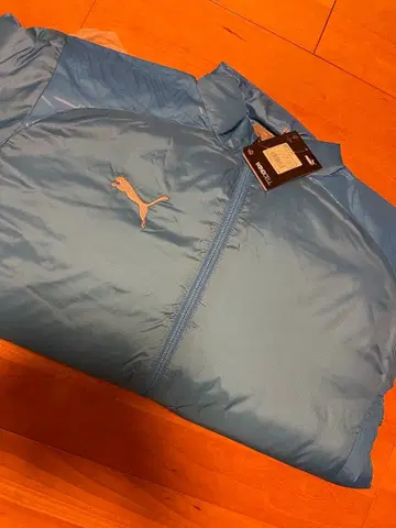 [ 미사용 ] PUMA 바람막이 골프, 러닝 등 우천 시 최적!