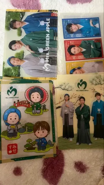Mrs. GREEN APPLE 로손 비주얼 시트 4종 컴프 세트