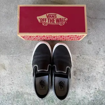 반스 x 화이트 마운티니어링 클래식 슬립온 27cm