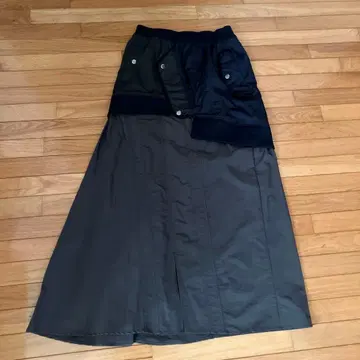 AULA AILA 절개 디자인 스커트