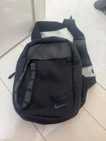 나이키 블랙 숄더백