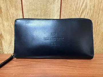 하이드 앤 시크 가죽 지갑