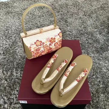 조리와 핸드백 세트 성인식