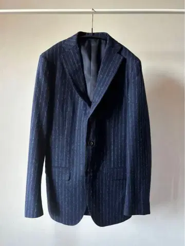 ESTNATION 네이비 스트라이프 수트