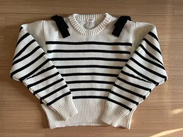 Bibiy 비비 새상품급 리본 보더 니트