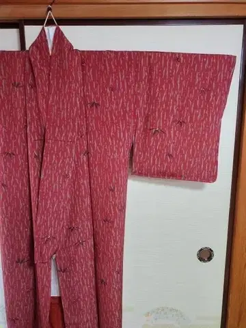 빨간색 코몬 기모노, 미사용 새상품 시츠케 있음, 순수 실크