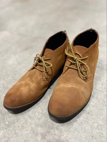 브라운 스웨이드 처카 부츠 42