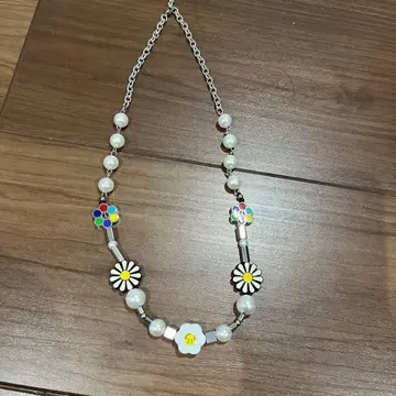 플라워 모티브 펄 목걸이