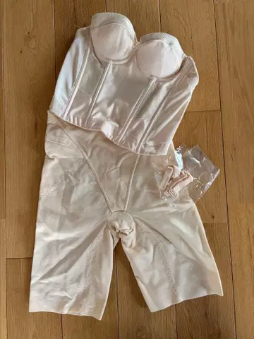 브라이덜 이너와 액세서리 세트