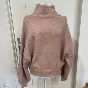 rienda 터틀넥 니트 스웨터