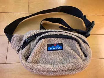 KAVU 보아 숄더백