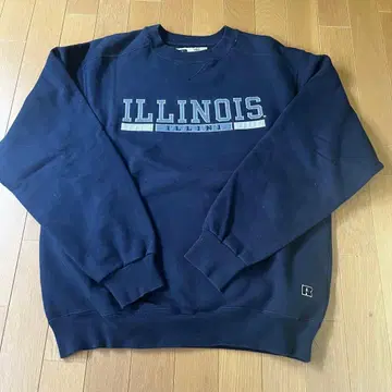 러셀 애슬레틱 일리노이 맨투맨 L