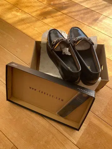 G.H. Bass 블랙 비트 로퍼