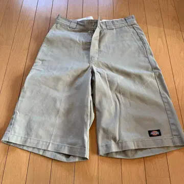 Dickies 베이지 숏팬츠 사이즈 30