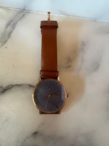 adidas 아날로그 손목시계 브라운 가죽