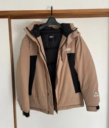 GERRY 방수 패딩 자켓 베이지/블랙