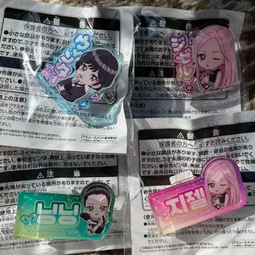 aespa 오나마에 아크릴 배지 묶음 판매