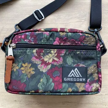 GREGORY 플라워 패턴 숄더백