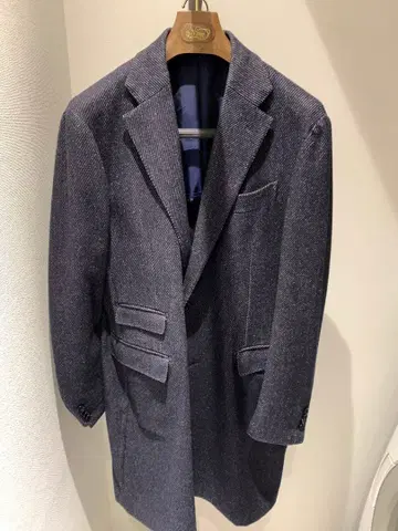 LARDINI 다크 블루 헤링본 체스터 코트