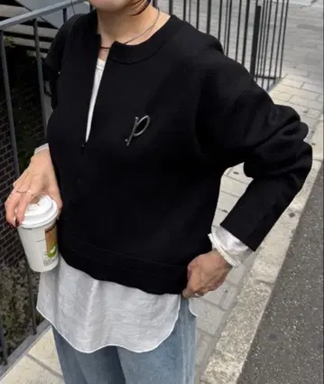 맨투맨 라이크 라운드 헴 니트