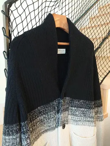 [ 컨디션 최상 ] 투모로우랜드 캐시미어 가디건 울 숄카라